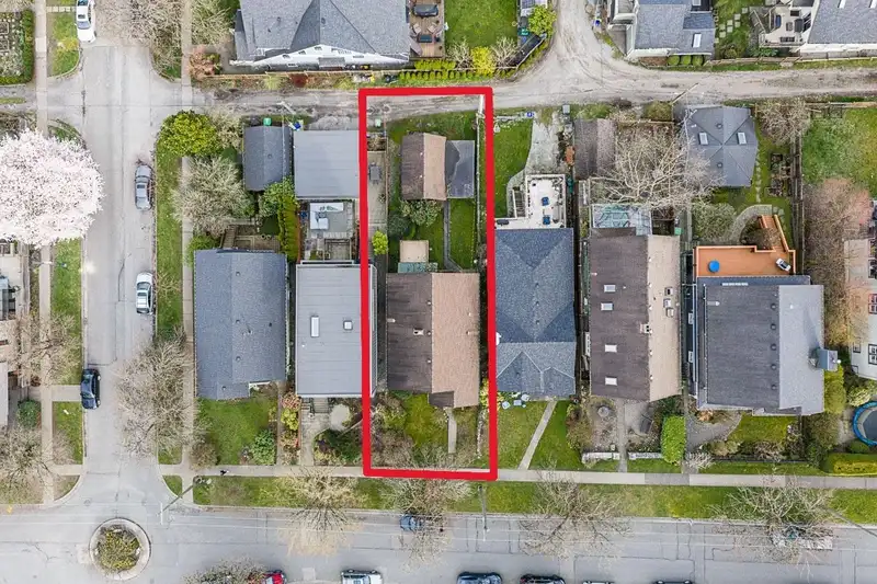 3832 HEATHER STREET - photo 4 of 39