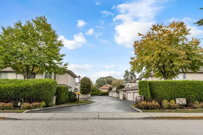 22 12268 189A STREET - photo 4 of 40