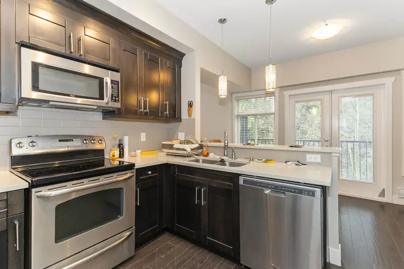 30 2950 LEFEUVRE ROAD - photo 3 of 27