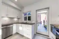 7 6988 GRIFFITHS AVENUE - thumbnail 21