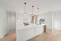 26 388 DUNCAN STREET - thumbnail 2