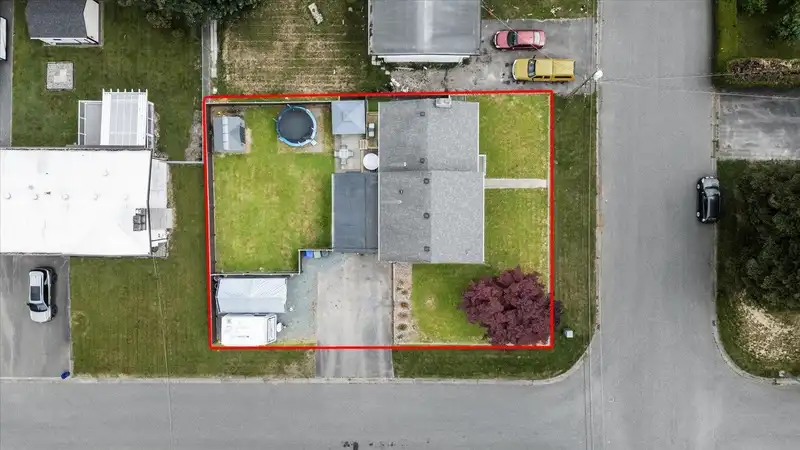 46551 TETON AVENUE - photo 4 of 36