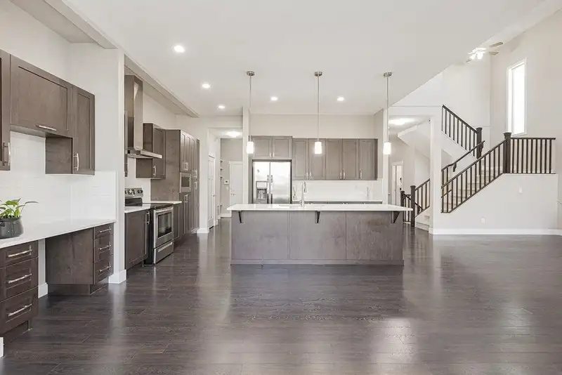 20443 83A AVENUE - photo 3 of 30