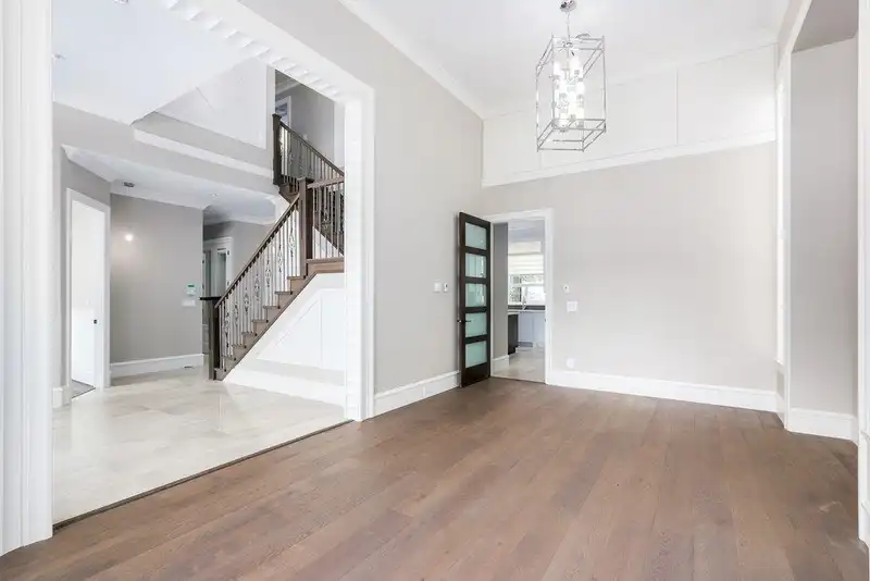 7961 112A STREET - photo 3 of 28