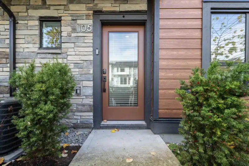 105 20150 81 AVENUE - photo 3 of 25
