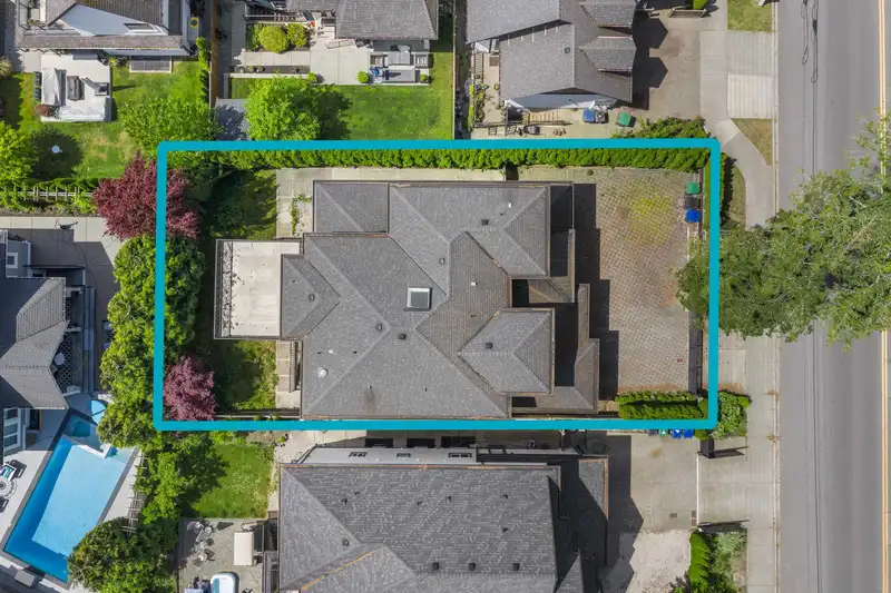 13162 20 AVENUE - photo 2 of 40