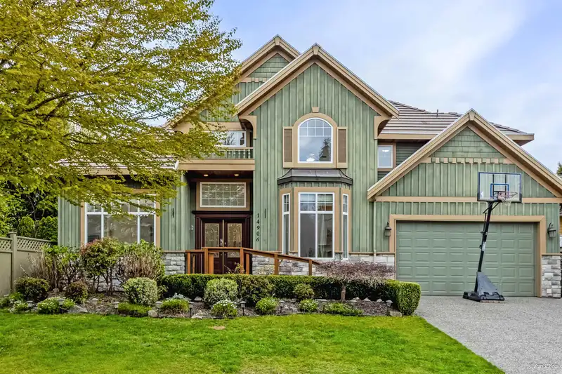 14906 23 AVENUE - photo 1 of 40