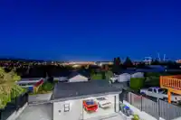550 RICHMOND STREET - thumbnail 36