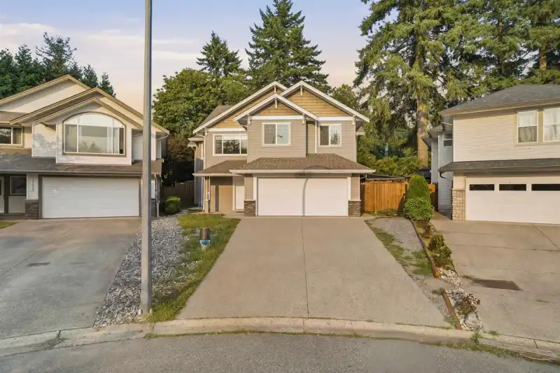 33883 HOLLISTER PLACE - photo 1 of 35