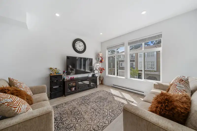 72 24108 104 AVENUE - photo 3 of 31