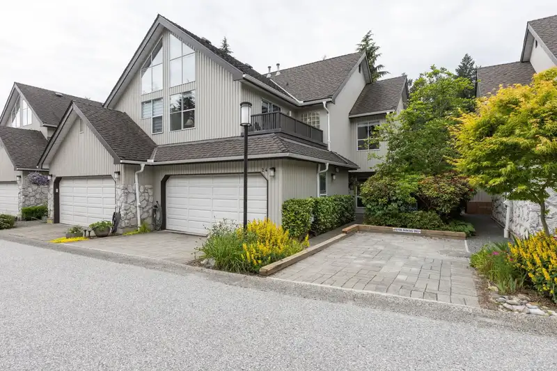 24 1001 NORTHLANDS DRIVE - photo 2 of 31