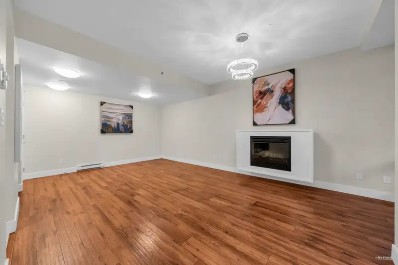 4818 HAZEL STREET - photo 2 of 32