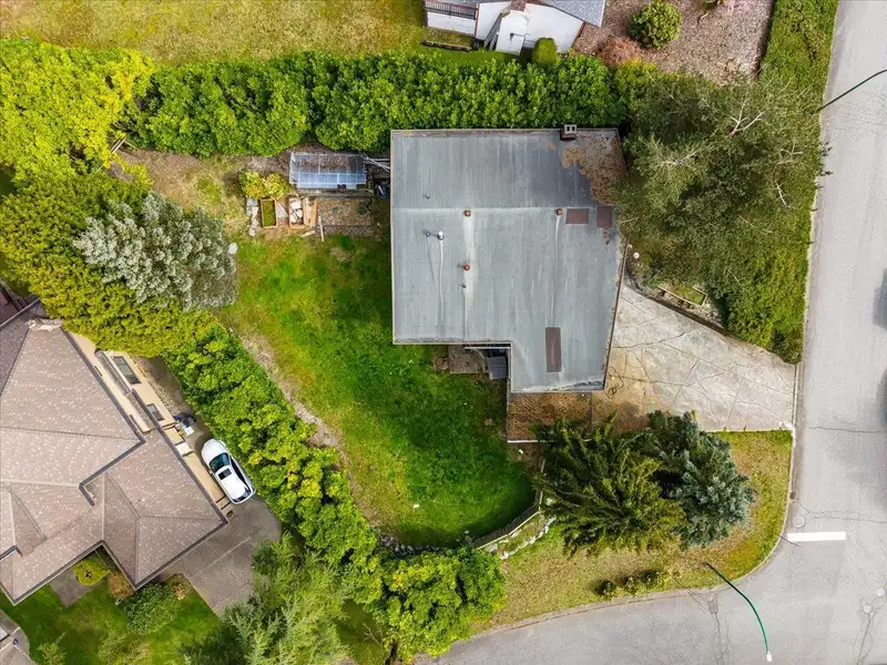 8071 GREENLAKE PLACE - photo 2 of 24