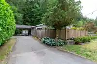 2256 CHAPMAN WAY - thumbnail 1