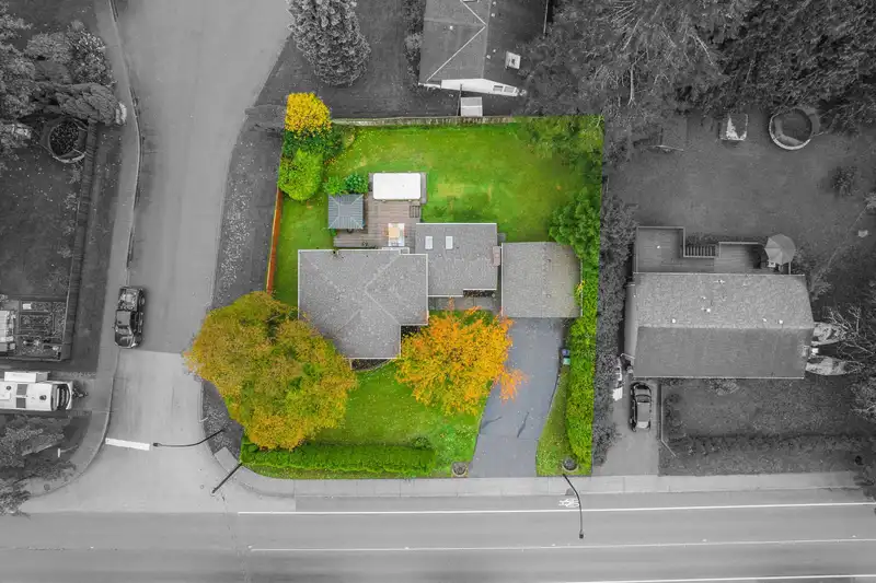 23048 96 AVENUE - photo 2 of 40