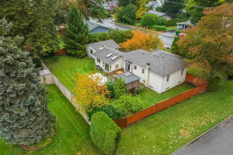 23048 96 AVENUE - photo 3 of 40