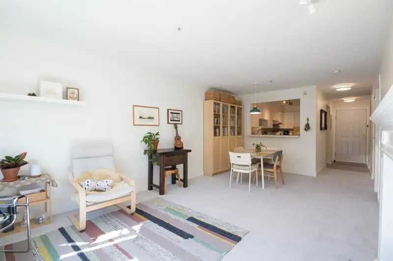 314 5888 DOVER CRESCENT - photo 3 of 29