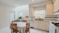 10 8060 ST. ALBANS ROAD - thumbnail 14