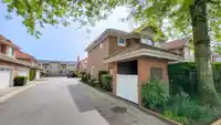 10 8060 ST. ALBANS ROAD - thumbnail 3