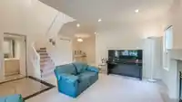 10 8060 ST. ALBANS ROAD - thumbnail 7