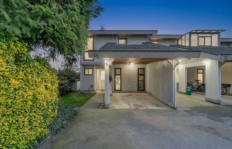 14 5600 LADNER TRUNK ROAD - photo 3 of 34