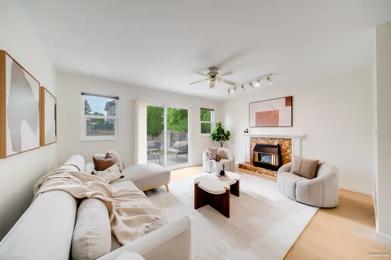 12149 CHERRYWOOD DRIVE - photo 2 of 24