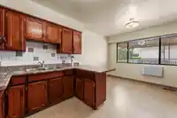 2514 E 49TH AVENUE - thumbnail 7