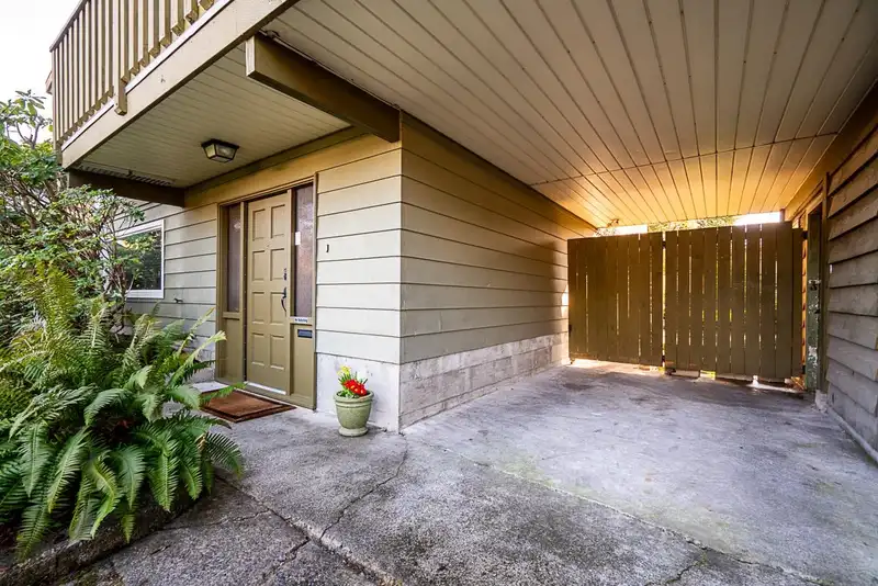 21674 MANOR AVENUE - photo 3 of 40