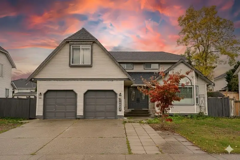 18661 56 AVENUE - photo 1 of 26