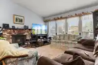 3155 PRINCESS COURT - thumbnail 3