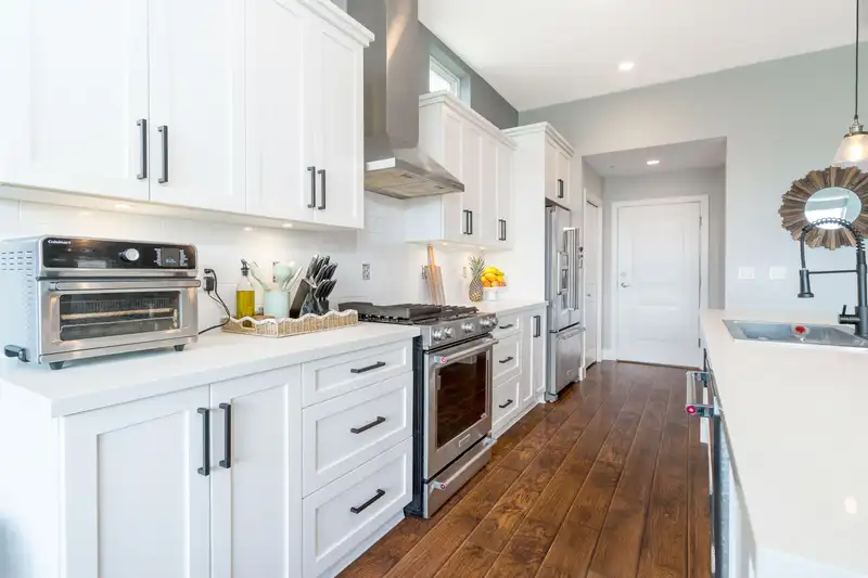 10469 MCEACHERN STREET - photo 4 of 37