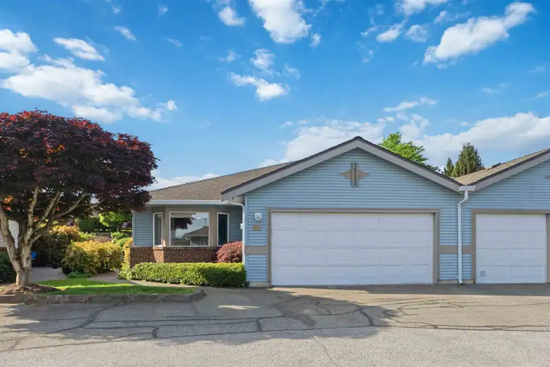 31 8889 212 STREET - photo 1 of 40
