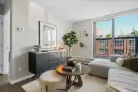 810 66 W CORDOVA STREET - thumbnail 3