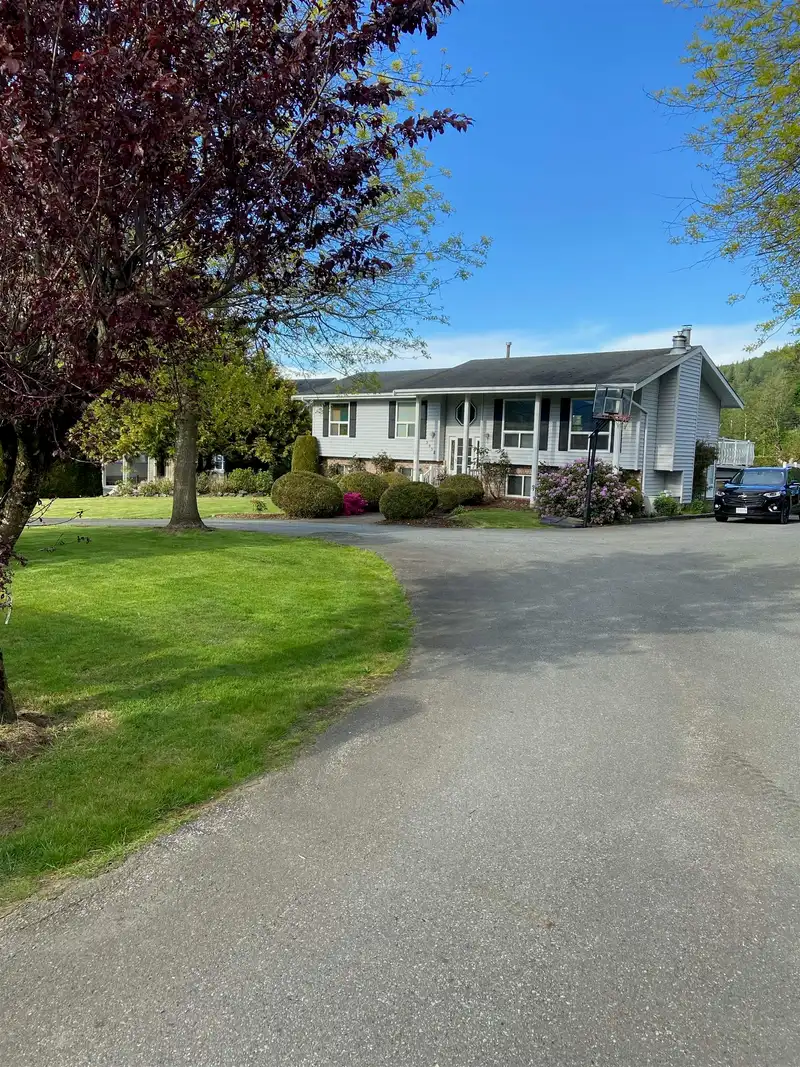 3996 ECKERT STREET - photo 3 of 40