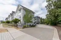 10 20451 84 AVENUE - thumbnail 2