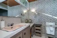 6572 KEMPSON CRESCENT - thumbnail 23