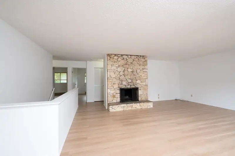 1214 CAROLE PLACE - photo 3 of 28