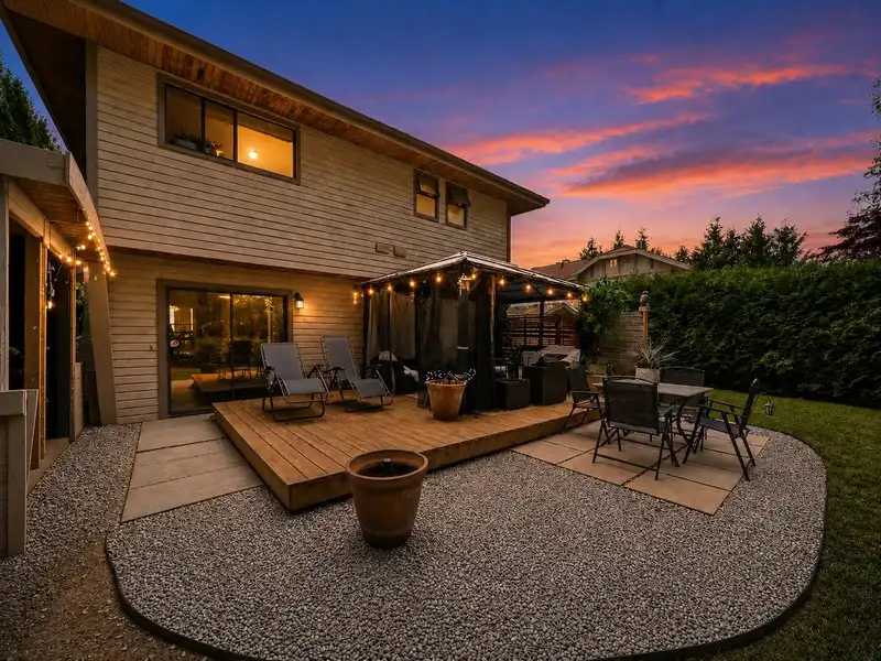 20863 47 AVENUE - photo 4 of 30