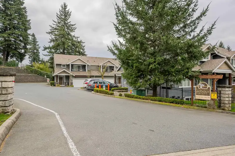 9 34130 OLD YALE ROAD - photo 4 of 40