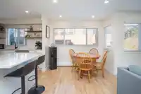 202 1381 MARTIN STREET - thumbnail 12