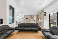 20562 46B AVENUE - thumbnail 12