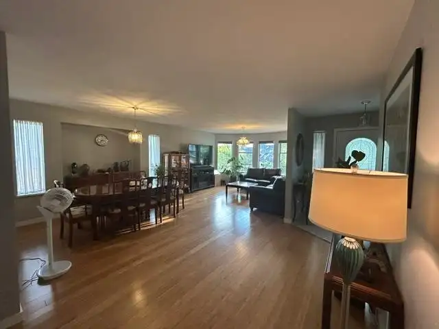 7968 161A STREET - photo 2 of 7