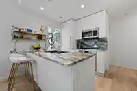308 2565 MAPLE STREET - thumbnail 5
