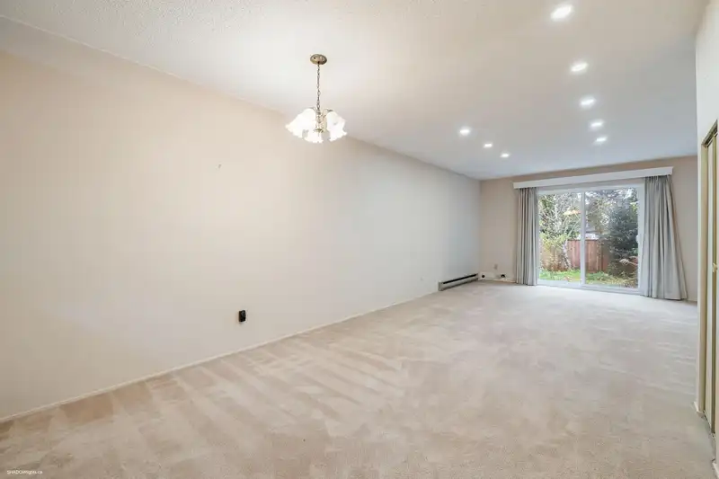 49 11160 KINGSGROVE AVENUE - photo 3 of 29
