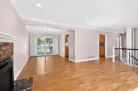 20357 42 AVENUE - thumbnail 7