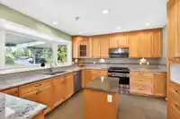 20357 42 AVENUE - thumbnail 10
