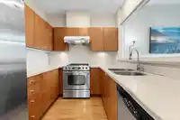 5 8160 LANSDOWNE ROAD - thumbnail 6