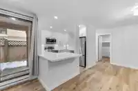 102 9152 SATURNA DRIVE - thumbnail 13