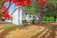 21099 BERRY AVENUE - thumbnail 29