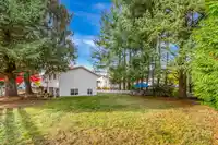 21099 BERRY AVENUE - thumbnail 32